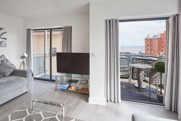 TV, DVD player, offices