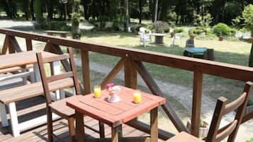 Tempat makan outdoor