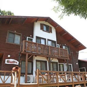 Exterior - Pension Orange Beer (Minamiaso)