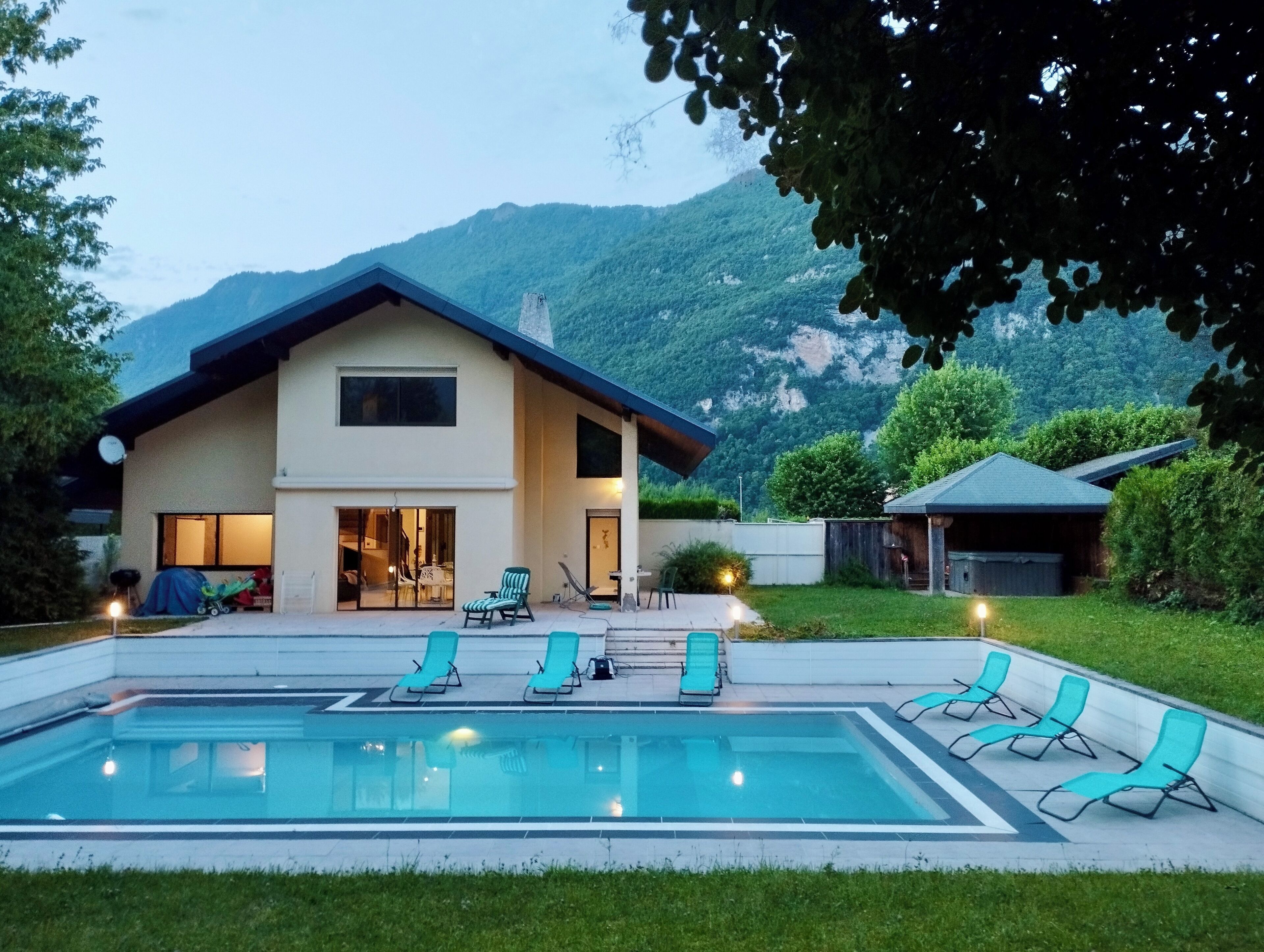 Outdoor pool, a heated pool