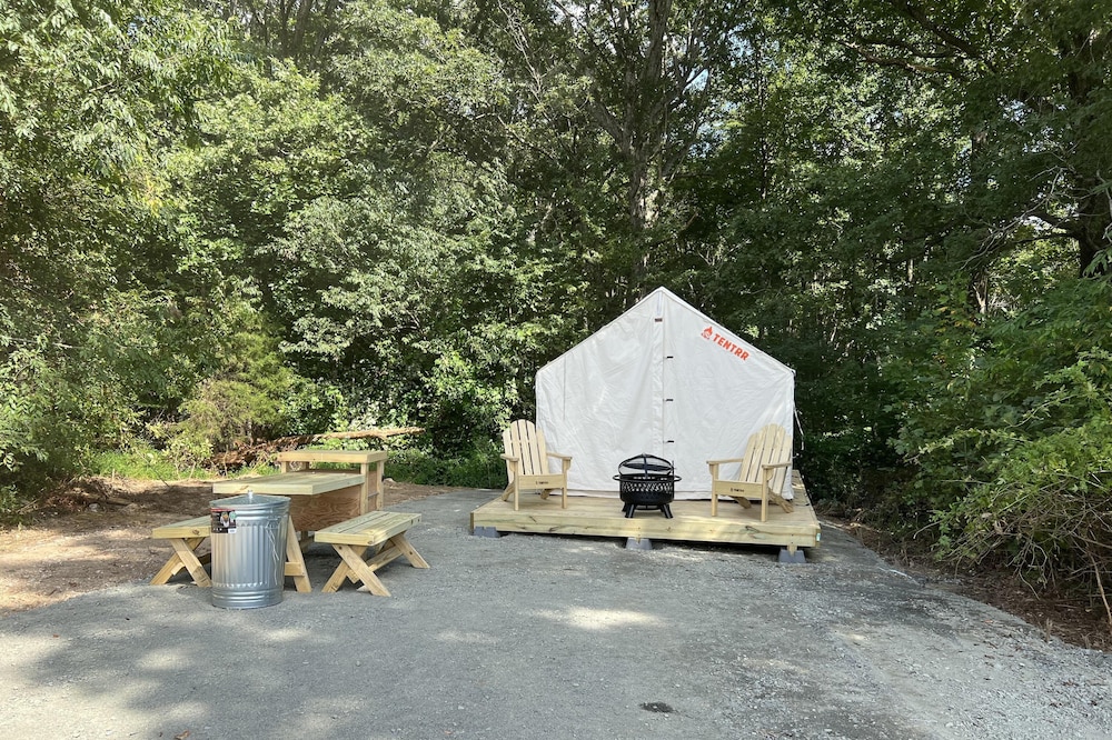 Tentrr Signature Site - Verdiersville Tavern- The Camp at Dearsville