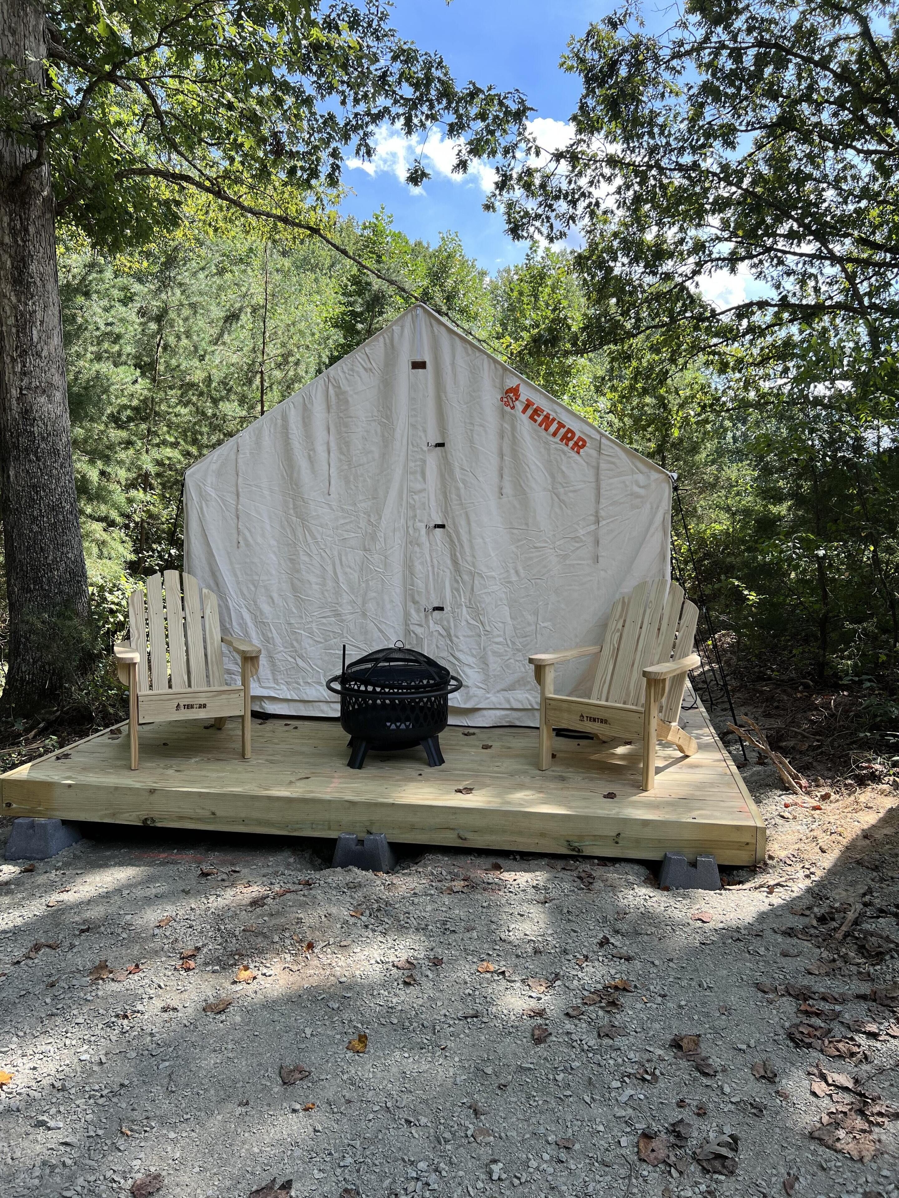 Tentrr Signature Site - Jeb's Escape- The Camp at Dearsville