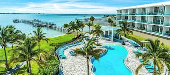 Mermaid Magic | New! Beach Villa w Sea Themed BR, Pool, Theater, Arcade, Game Rm