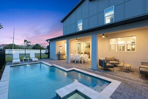 Beheizter Pool