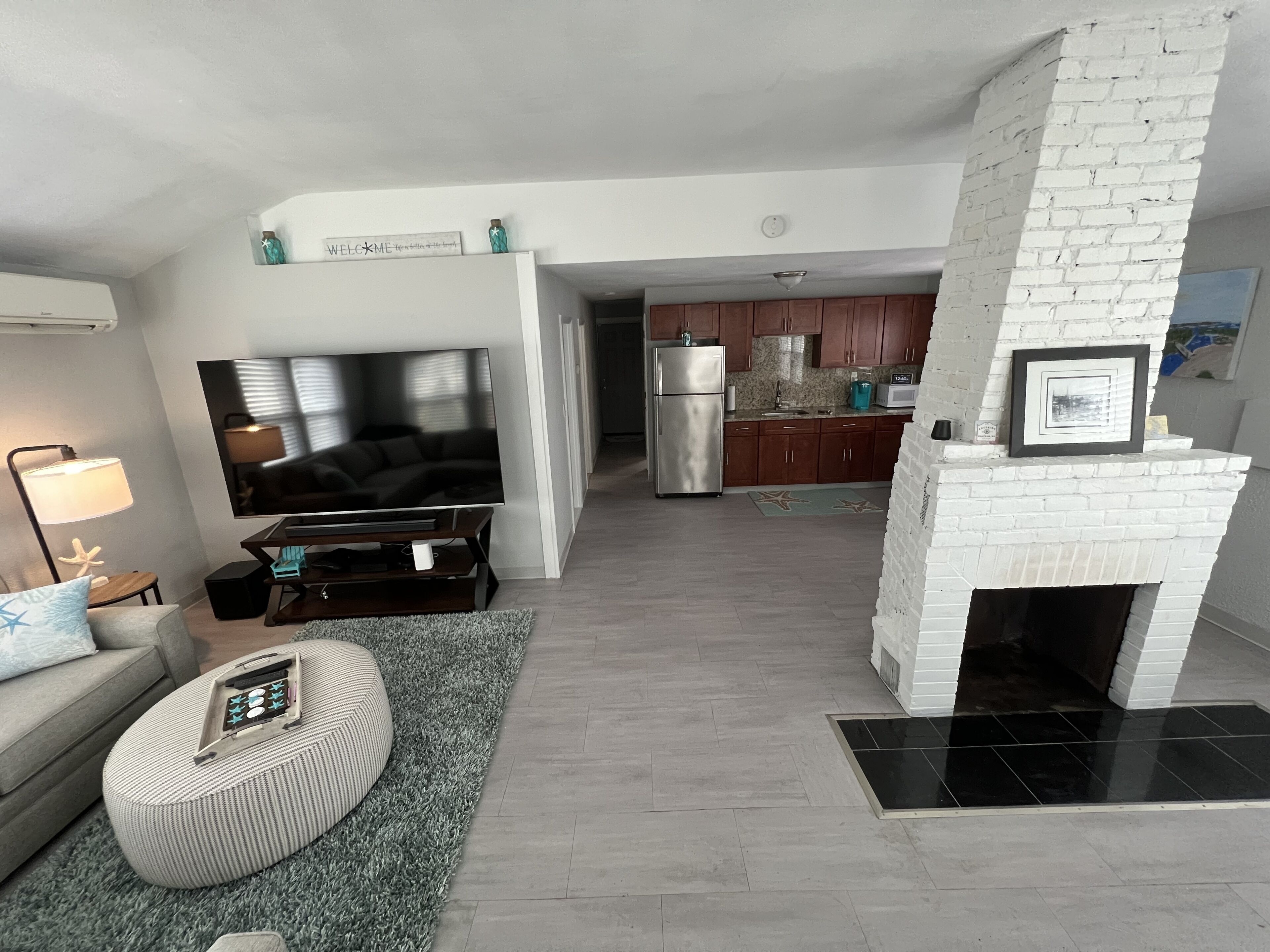 Walk to the Beach! Two bedroom cottage in Swifts Beach community.