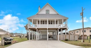 House, 4 Bedrooms | Exterior
