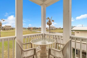 House, 4 Bedrooms | Property grounds - The Sandcastle 4 Bedroom Home by RedAwning (Port Bolivar)