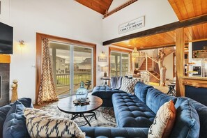 Living area - The Sandcastle 4 Bedroom Home by RedAwning (Port Bolivar)