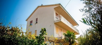 Apartment in center of Malinska
