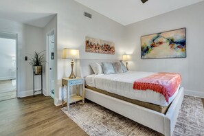 2 habitaciones, tabla de planchar con plancha y wifi gratis 