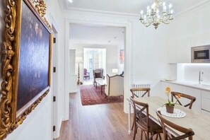 Dining - Casa Batlló | Paseo de Gracia - Luxury Historic 4BD 4BTH (Barcelona)