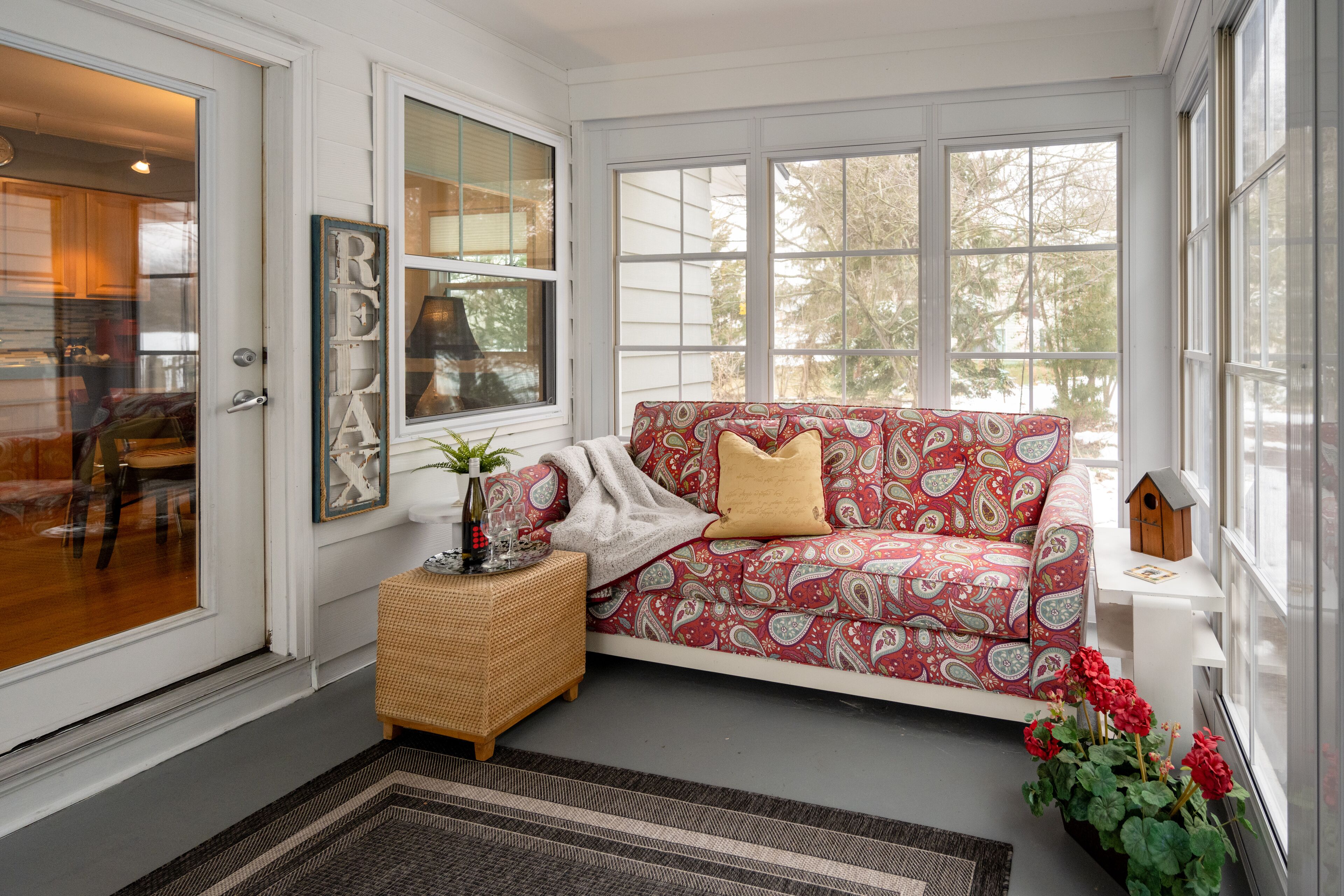 New! Cute Cottage w/ Hutchins Lake Access