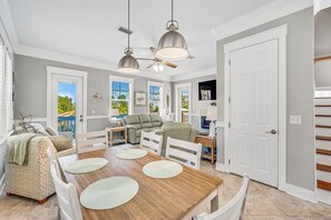Dining - Canal-front Beach Home w/ Pool & Hot Tub, Gulf (Mexico Beach)