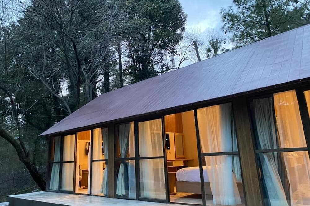 Raas Resorts