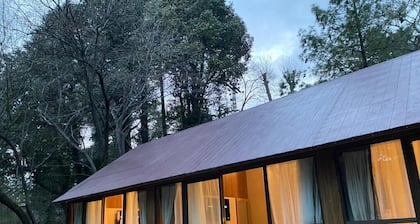 Raas Resorts
