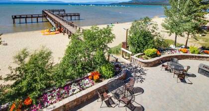 Heavenly Lakeside Retreat Close to downtown