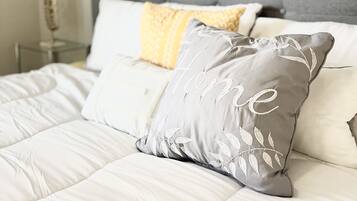 1 chambre, fer et planche Ă repasser, Wi-Fi gratuit, draps fournis