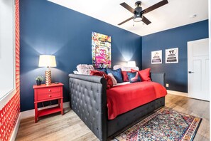 Fernseher, Videospiele, DVD-Player, Stereoanlage