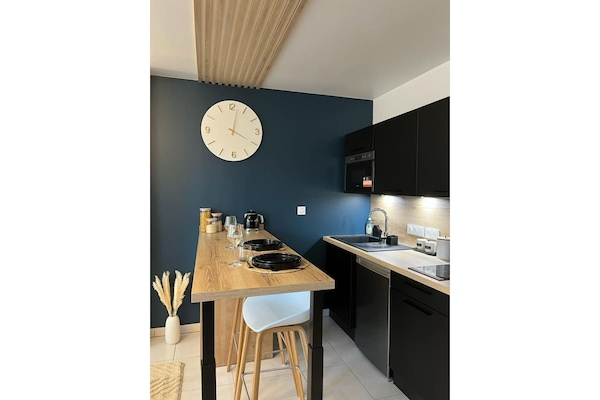 Microondas, placa de cocina