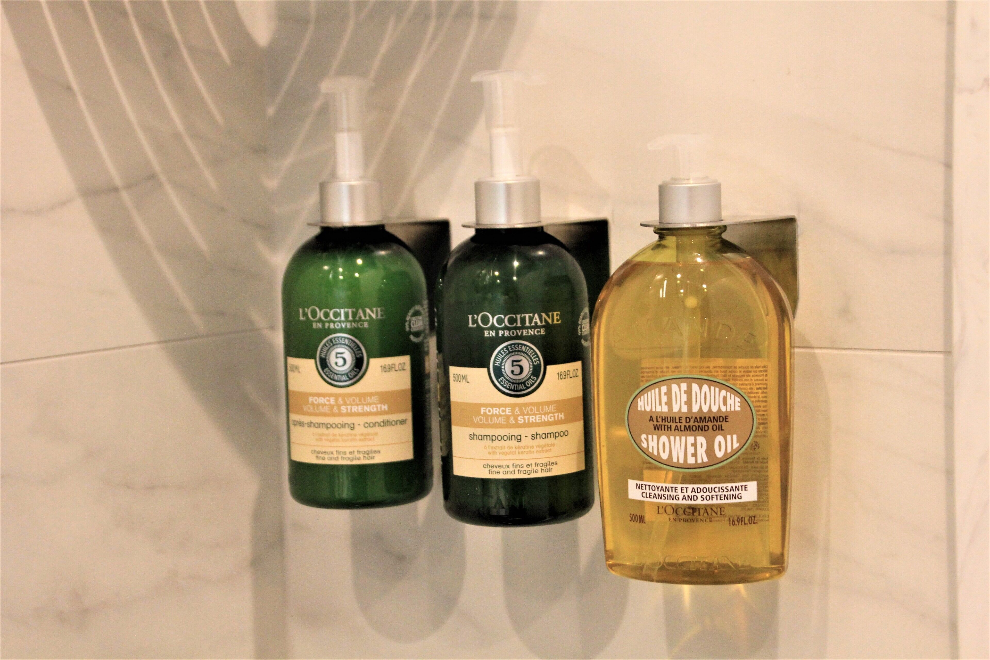 Cortinas opacas y sistema de insonorización