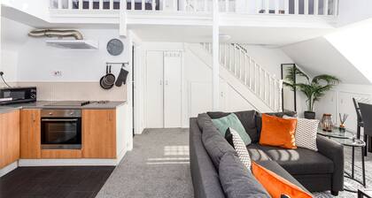 Elmsleigh Lofts by Sorted Stay