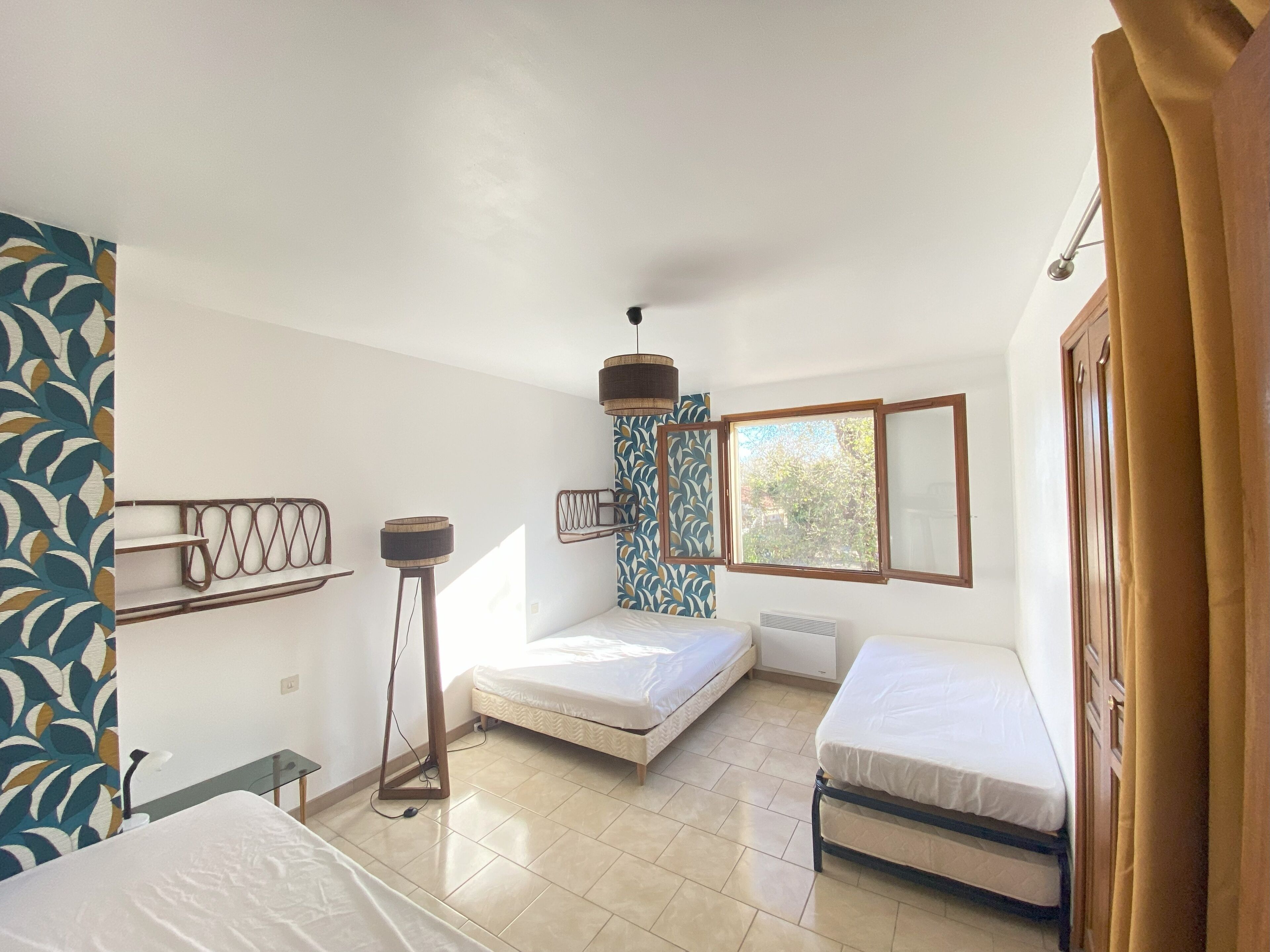 3 多间卧室、熨斗/熨衣板、免费 WiFi、床单