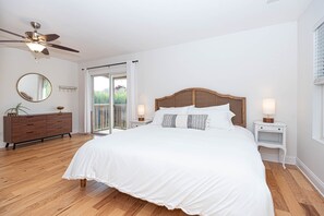 3 bedrooms, iron/ironing board, travel cot, free WiFi