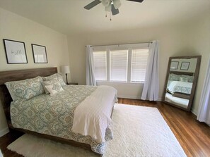 2 bedrooms, iron/ironing board, free WiFi, bed sheets