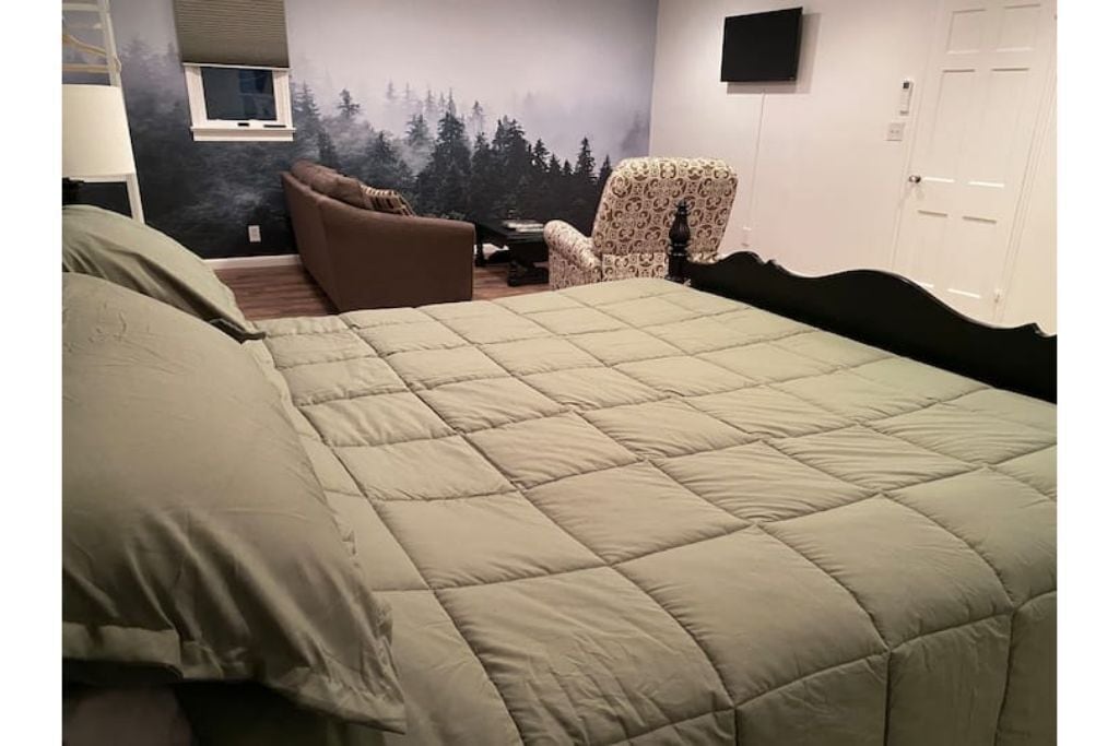 Peaceful mountain getaway