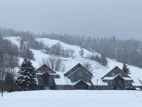 All season Chalet at Calabogie Peaks Resort