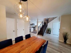 Dining - Sunset Views & Beach Days | Tower 9 Across from the Ocean (Oceanside)