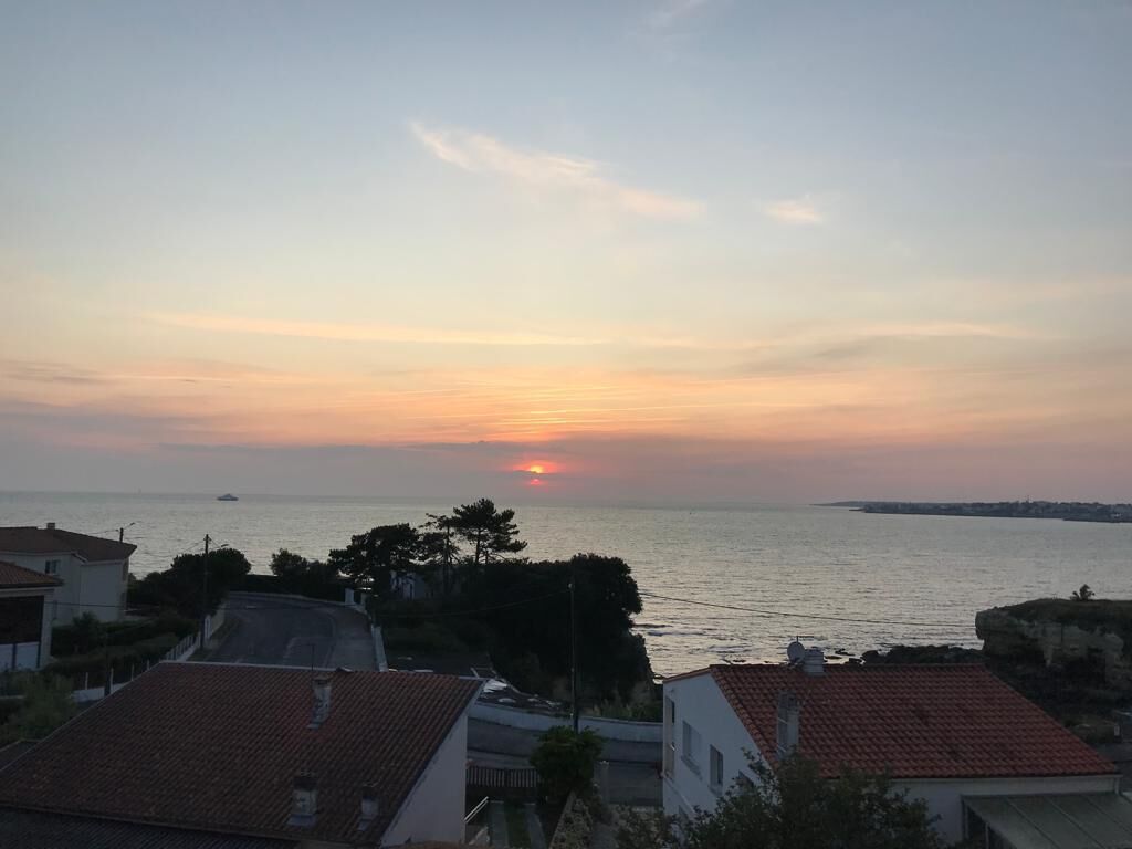 apt sea view 8 people, parking, swimming pool