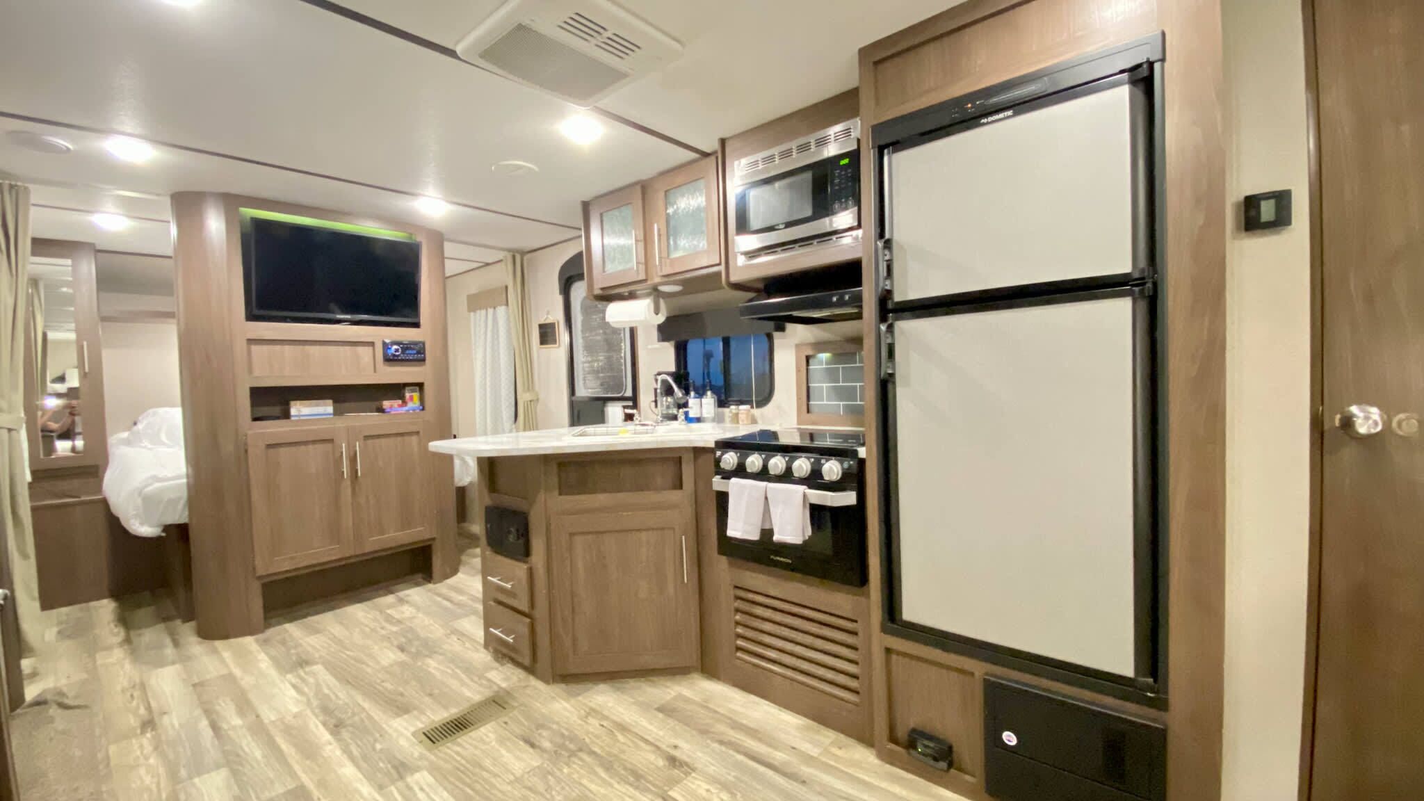 Glamping on the Bay with fishing dock