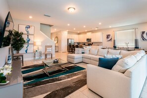 TV, videospill og kontorer