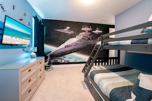 7 Schlafzimmer, Bügeleisen/Bügelbrett, Reisekinderbett, WLAN