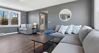 Private country setting! Close to water and other amenities!