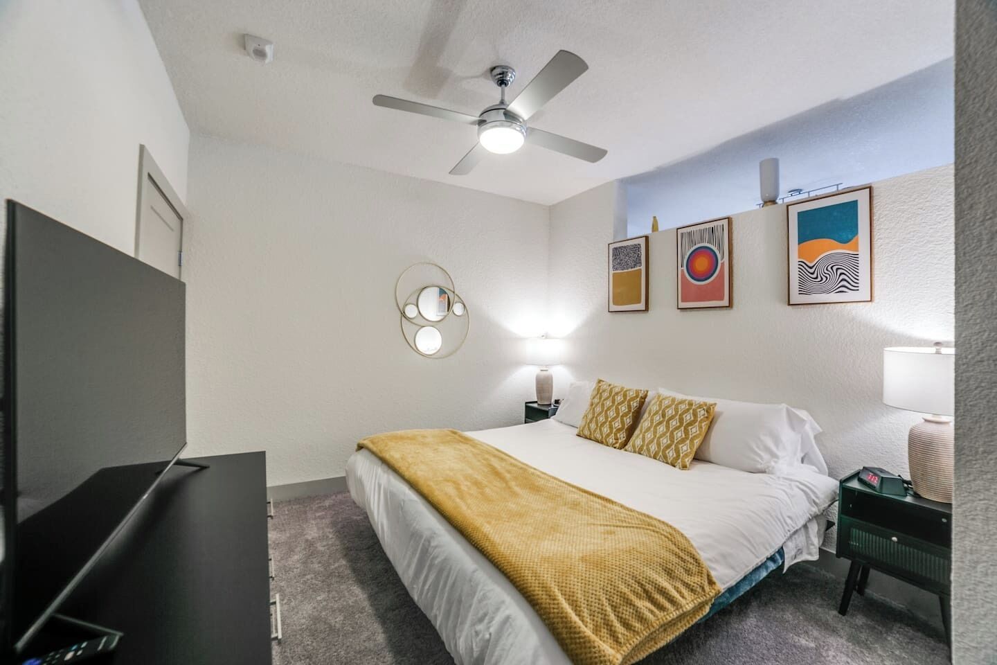 Desk, iron/ironing board, travel crib, WiFi