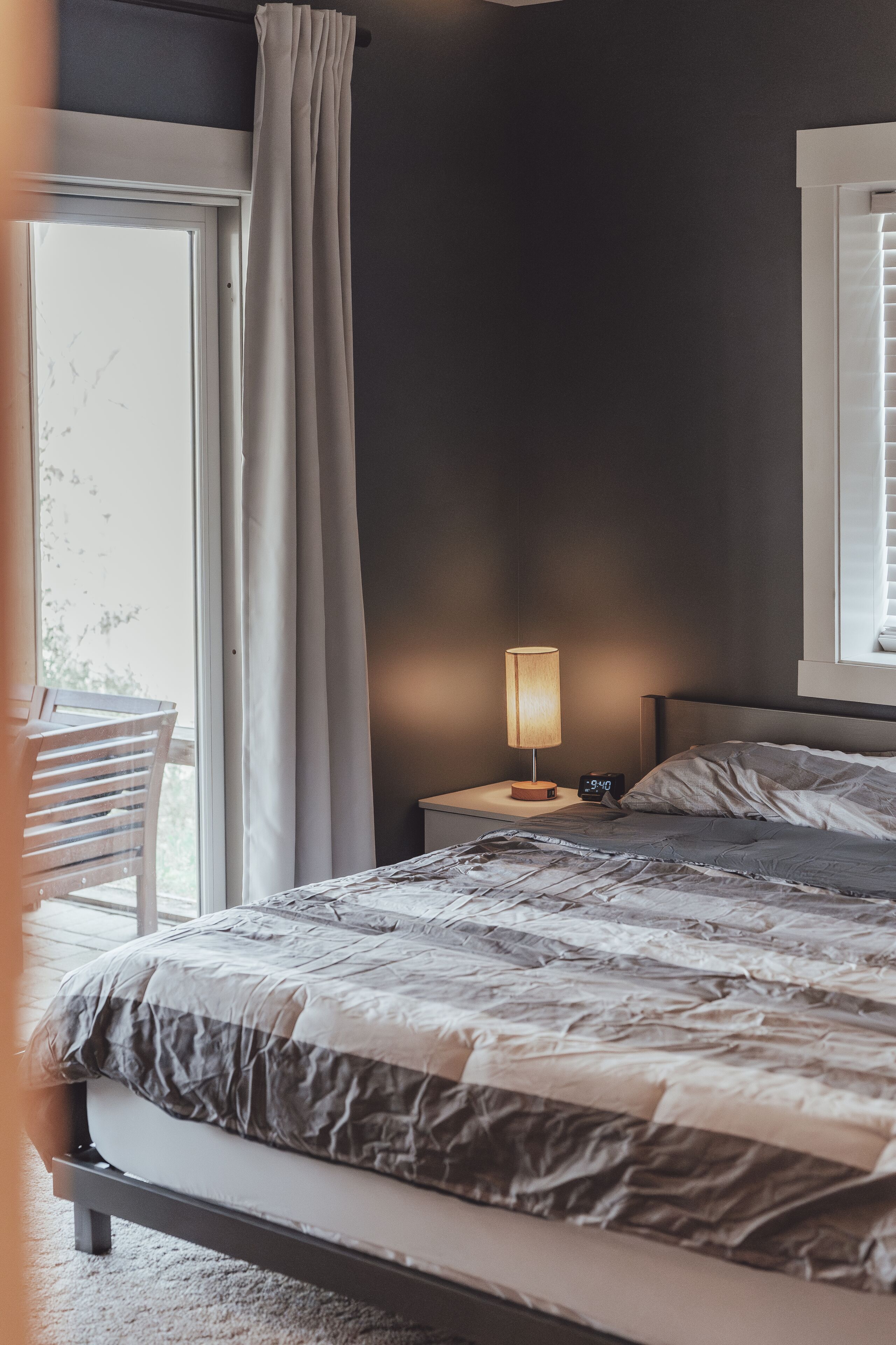 Spacious luxury cabin with hot tub and a great view!