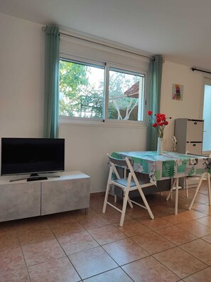 Interior - Rent House Théziers 3 people (Théziers)