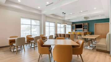 Free daily full breakfast