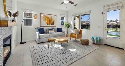 Turkey Day on the Fairway! Sleeps 8