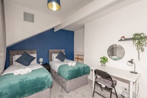 4 bedrooms, iron/ironing board, free WiFi, bed sheets