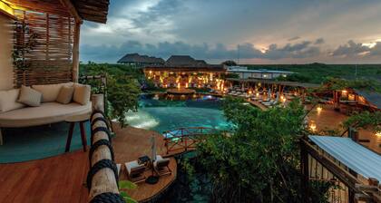 Hotel Shibari Tulum - Restaurant & Cenote Club