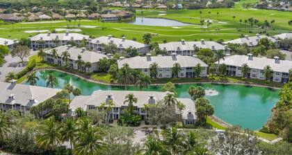 Lely Greenlinks 2nd Floor - on Golf Course, Minutes from Beaches, Downtown!