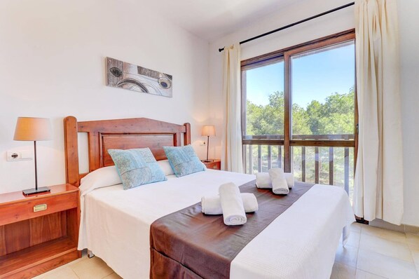 4 makuuhuonetta, Wi-Fi, vuodevaatteet