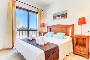 4 camere, Wi-Fi, lenzuola