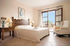 4 bedrooms, WiFi, bed sheets