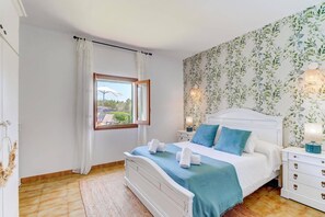 3 soverom, wi-fi og sengetøy