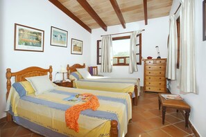 3 chambres, Wi-Fi, literie fournie