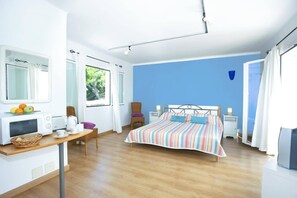 3 camere, ferro/asse da stiro, Wi-Fi gratuito, lenzuola